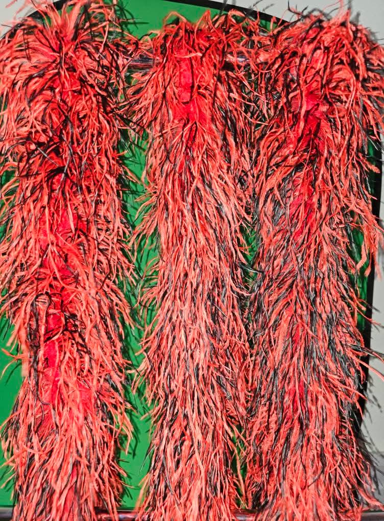 Premium ostrich feather boas